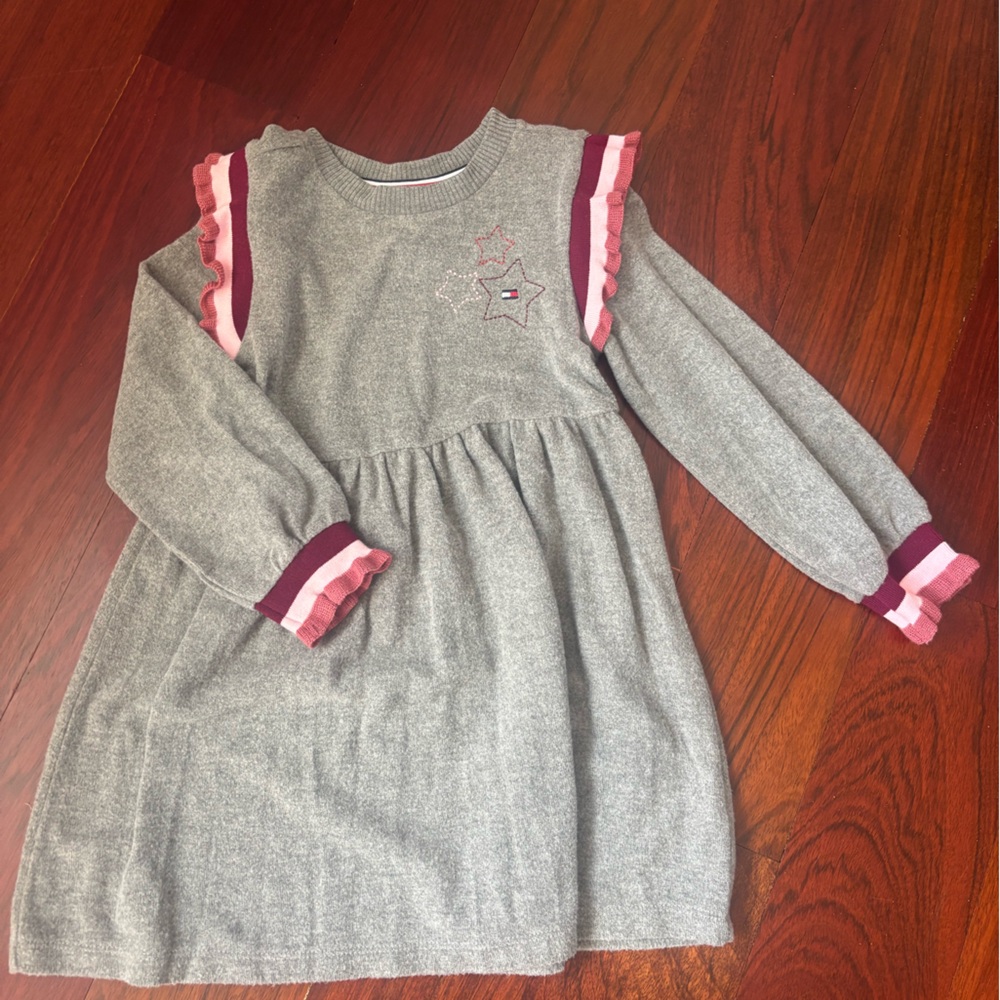 NWOT Tommy Hilfiger sweater dress- size 5